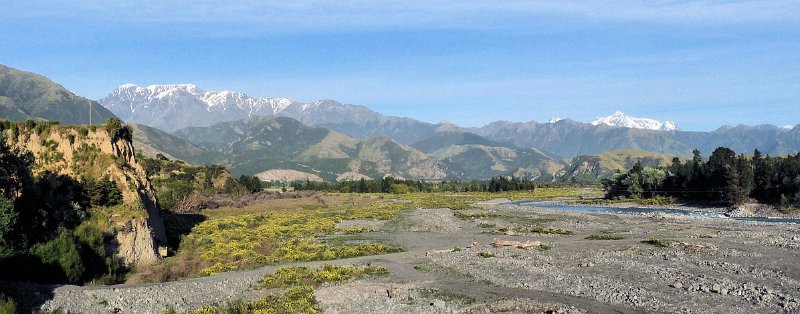 F (66) Tapuaenuku and the Clarence River.jpg